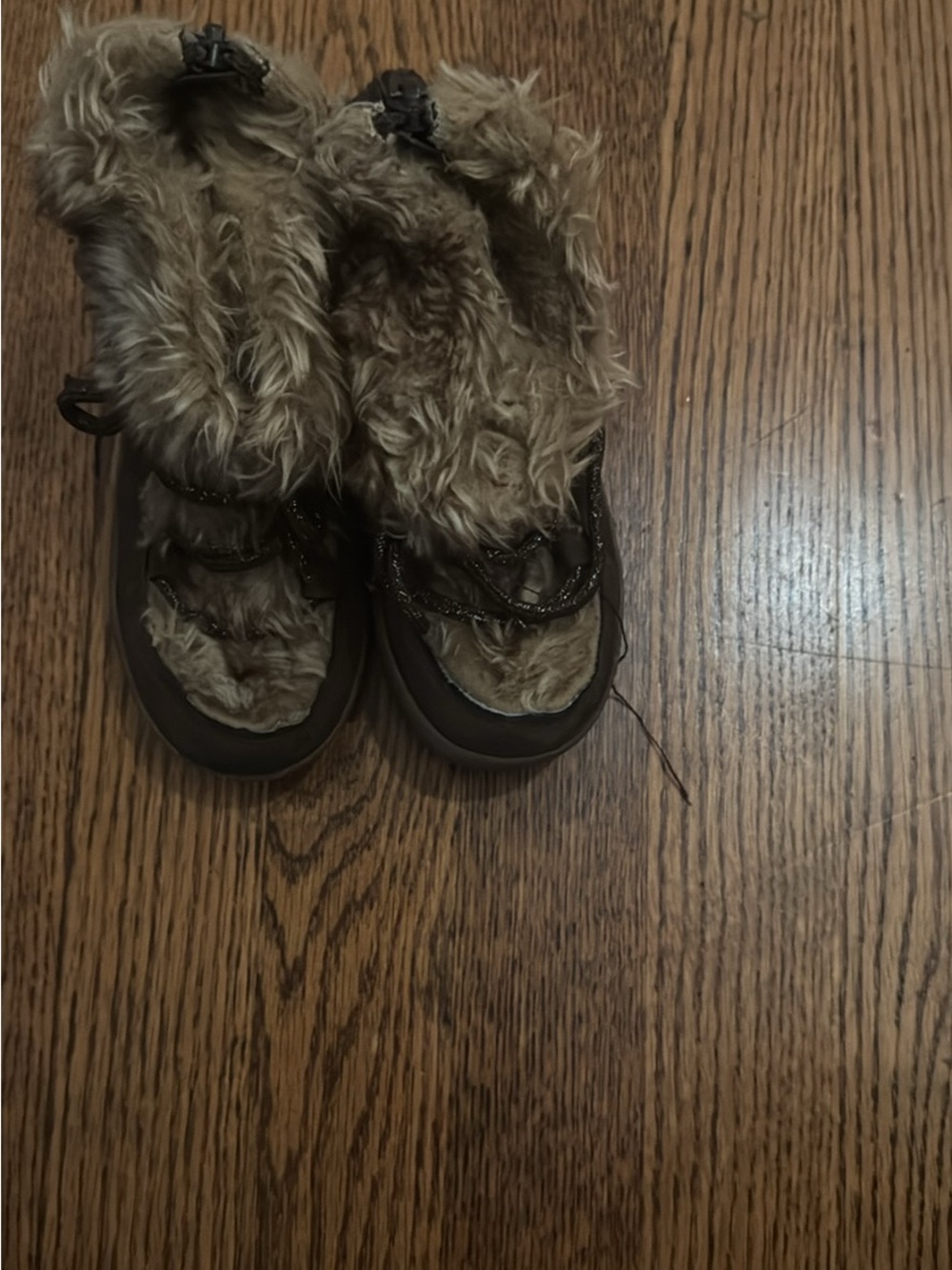 Kids Faux-Fur Brown Winter Boots. Never worn but tags off